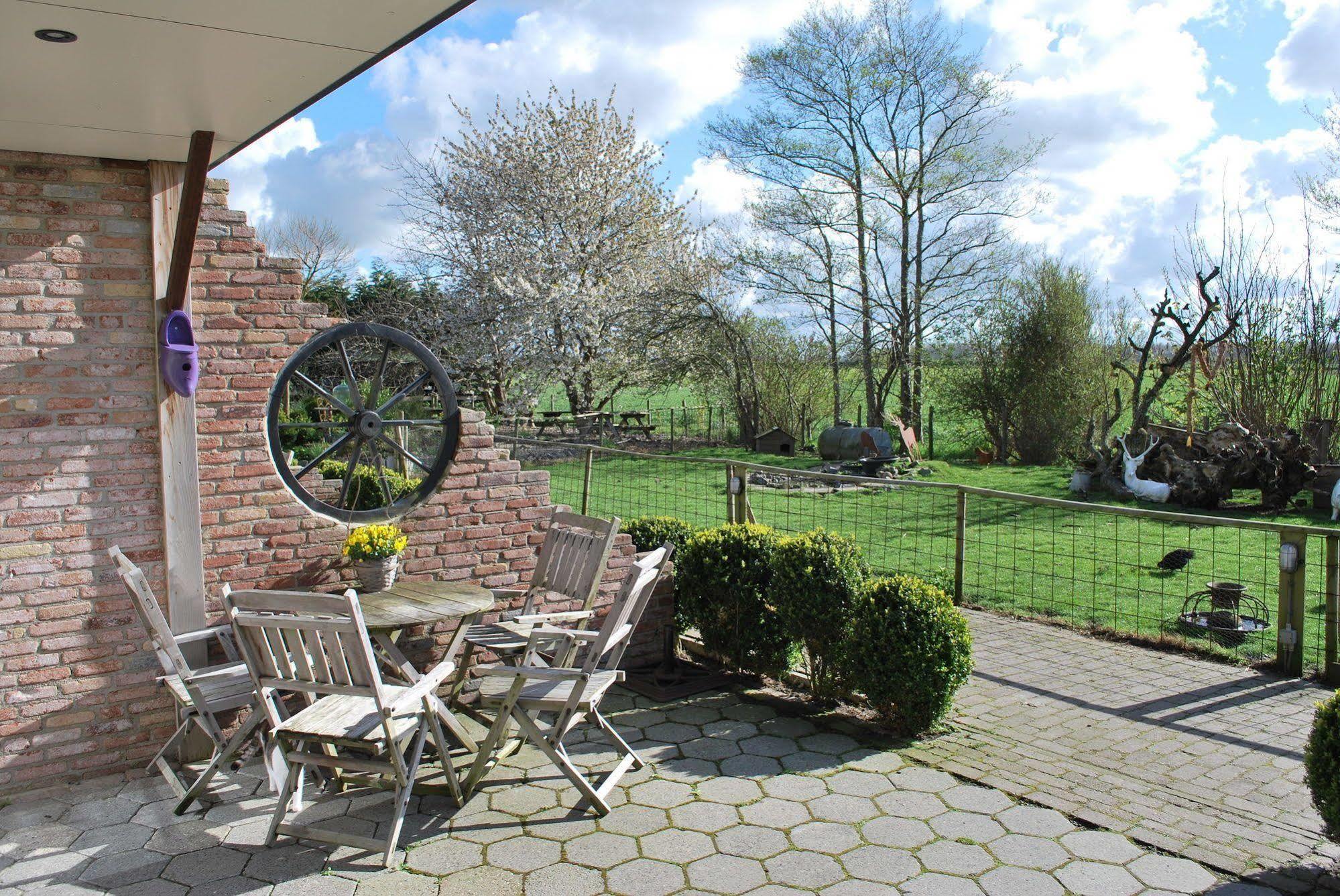 Crea-Trends Vacations Apartment Sluis Luaran gambar